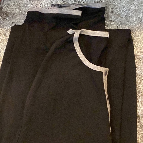 New - Ekouaer Size Large Nightgown LongSleeves with Pocket - Picture 3 of 7